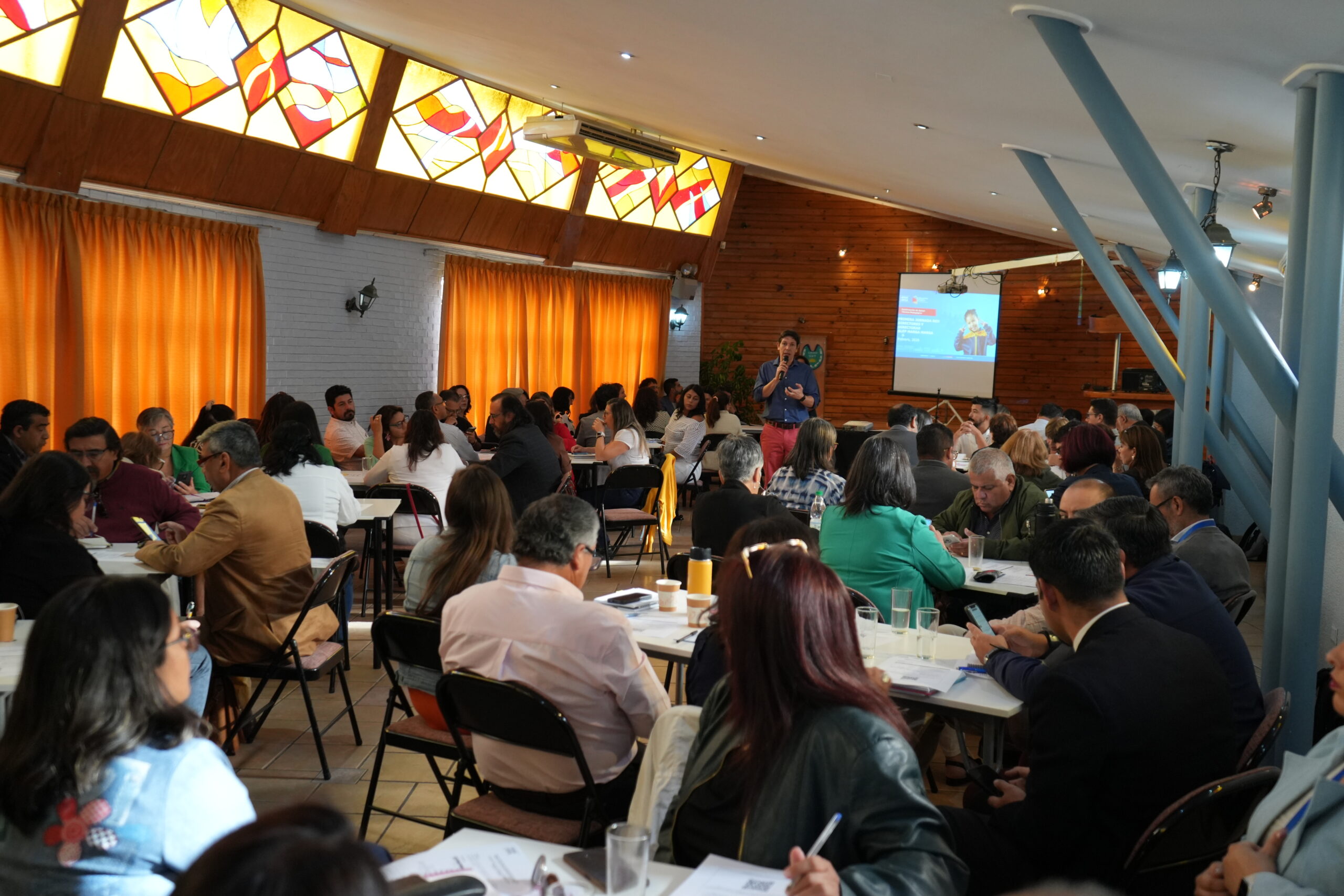 Directores y directoras de Marga Marga participan en jornada provincial de trabajo para fortalecer el inicio del año escolar 2026